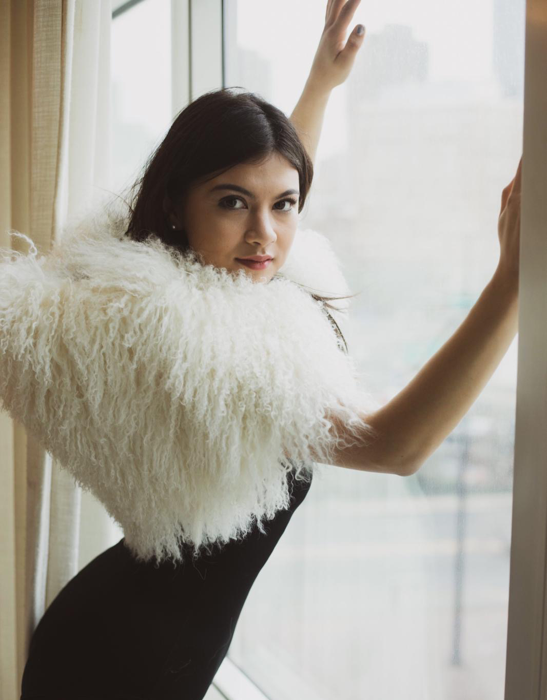 Model/Photo Credit: @BelleHaute - byazaleajeanette.com